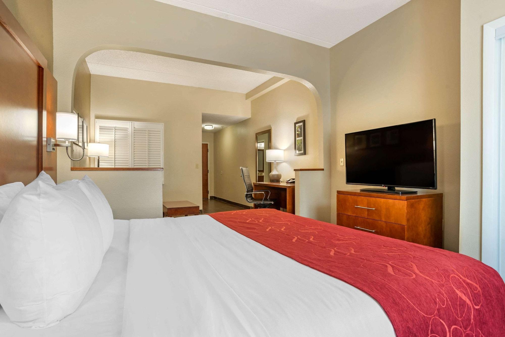 Comfort Suites Tallahassee Capitol - University Area Zewnętrze zdjęcie